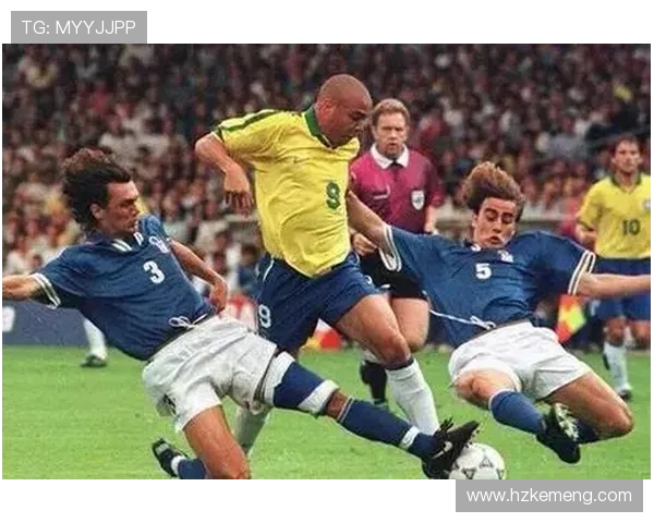 南京足球队的奋斗历程与冠军赛背后的故事揭秘